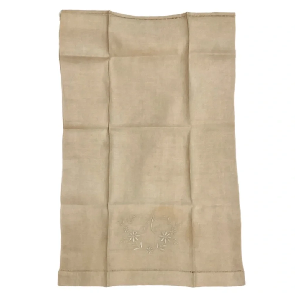 3 Vintage Linen Guest Towels